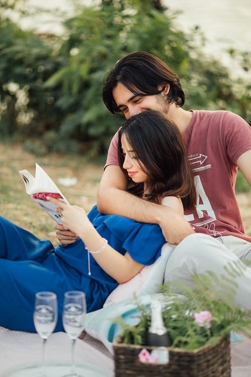 A Long Term Relationship - Signs a Leo Woman is Ready for Commitment