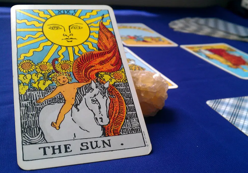 The Sun Tarot Card Meaning – Major Arcana