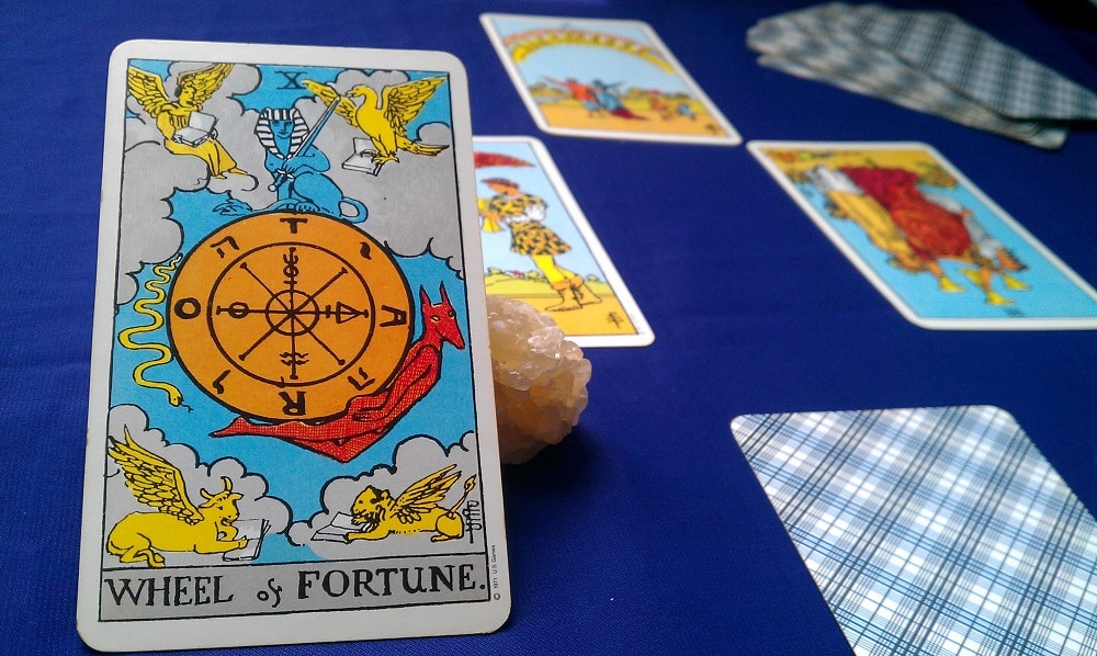 The Wheel of Fortune Tarot Card Meaning – Major Arcana