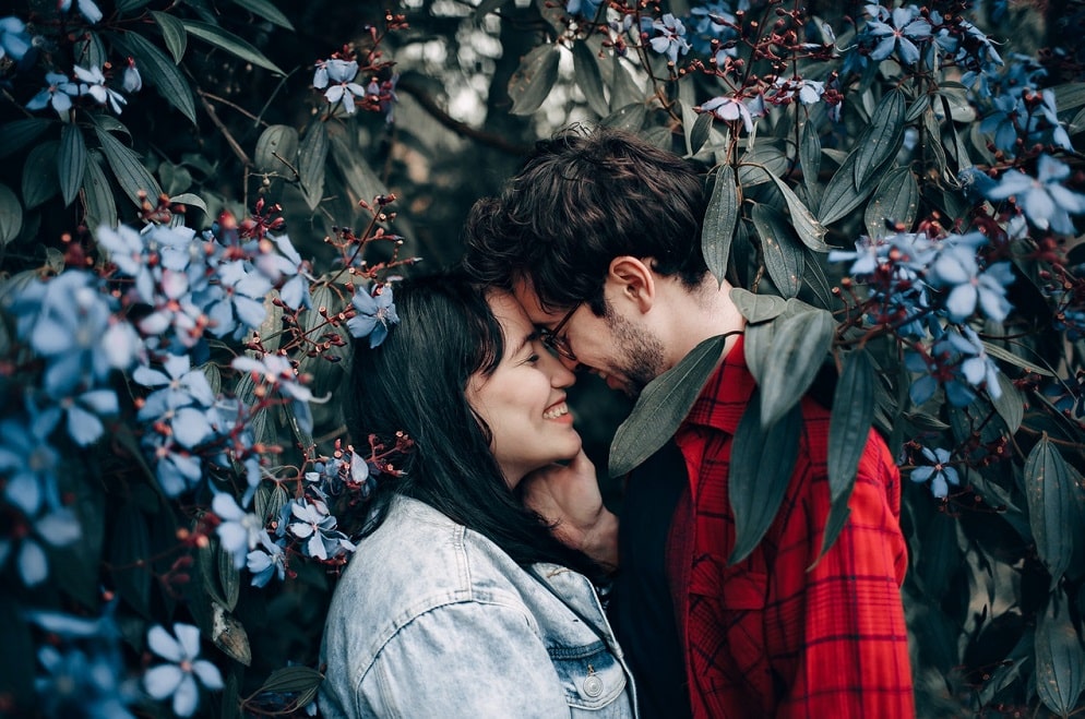 Cancer Man in Love: 8 Clear Signs How to Tell