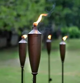 Garden torch set